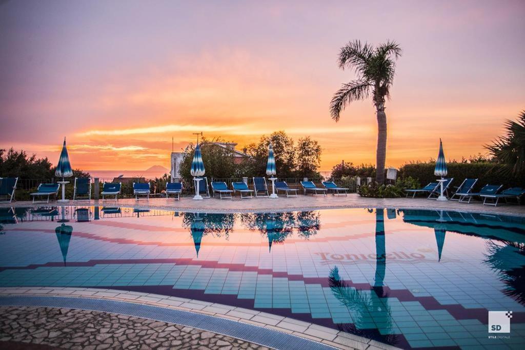 Tonicello Hotel Resort & Spa Капо-Ватикано Екстер'єр фото